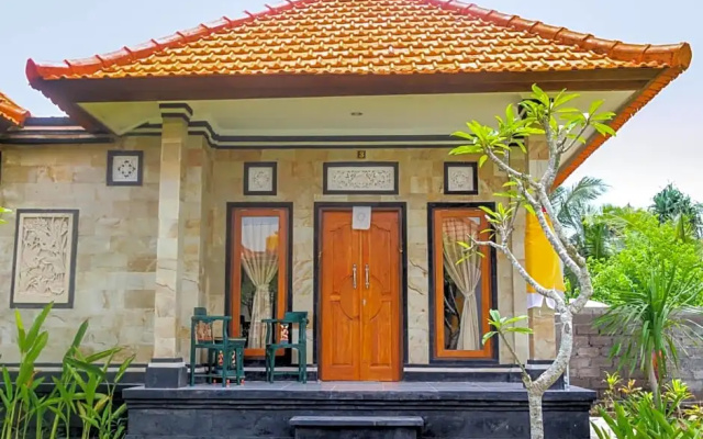 DeIndra Nusa Inn