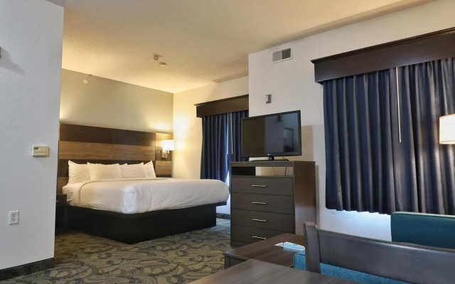 MainStay Suites Madison Airport