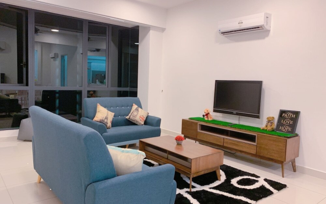 1602 Suite