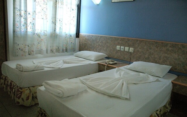 Отель Kardelen Apart Otel - Campground Аланья комната для гостей