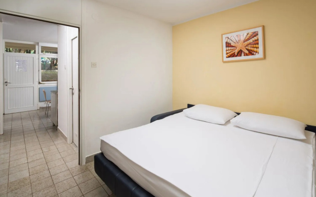 Lanterna Resort