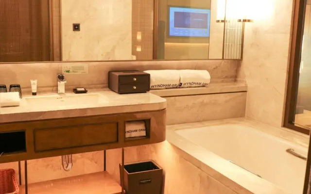 Wyndham Grand Suzhou Fenhu