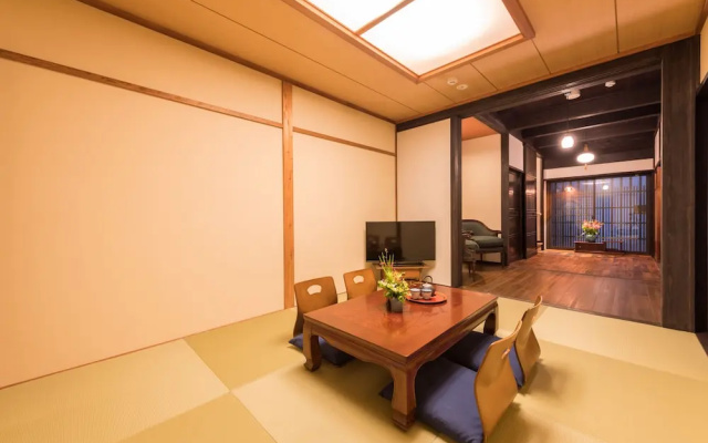 Guesthouse-Hana・Evergreen Hut