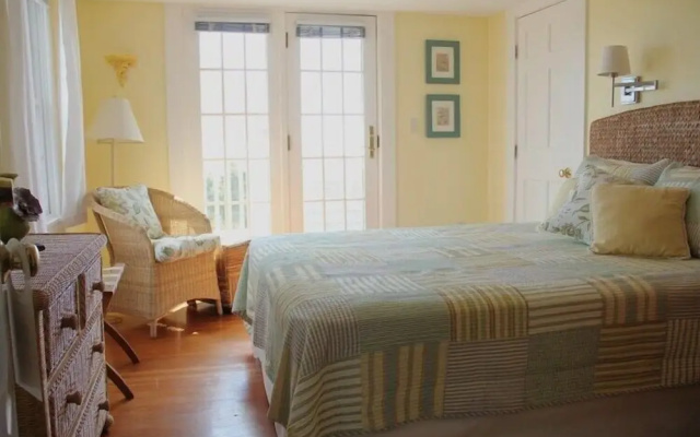 An English Garden Bed & Breakfast