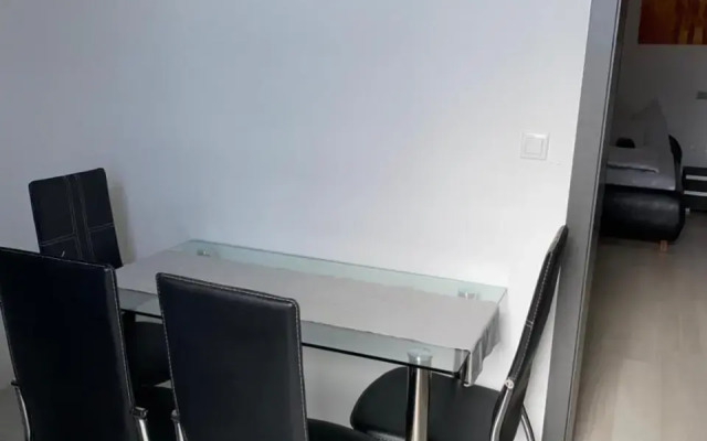 Varkerulet Apartman