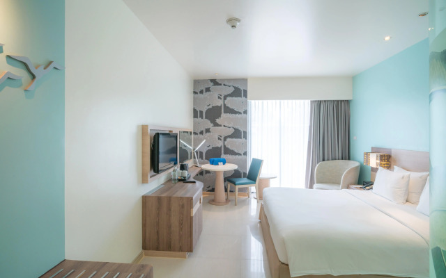 Holiday Inn Express Phuket Patong Beach Central by IHG