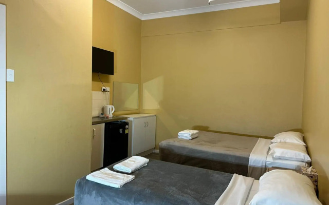 Central Private Hotel