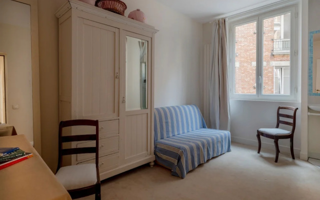 Paris Prestige Rousseau Residence