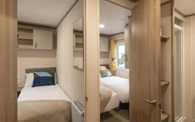 Coopers Beach 3-bed Caravan, Sleeps 8 & Pets Ok