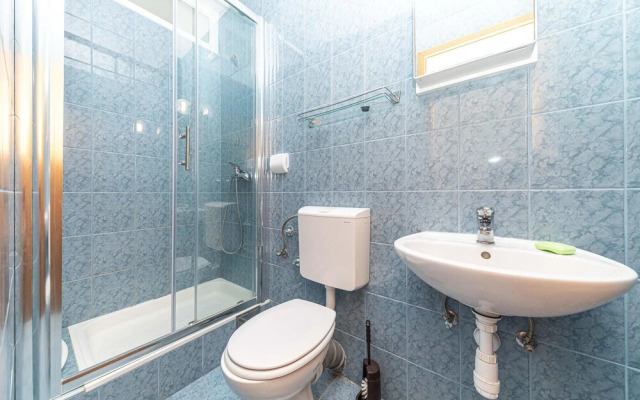 Stunning Apartment in Slatine With 1 Bedrooms and Wifi