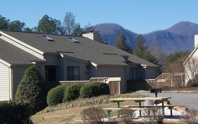 Fairways of the Mountains