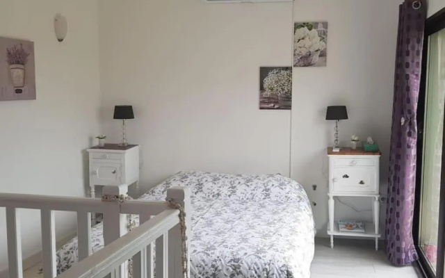 Appartement de charme avec terrasse tropézienne / Rooftop