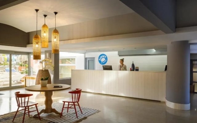 Miramar Hotel
