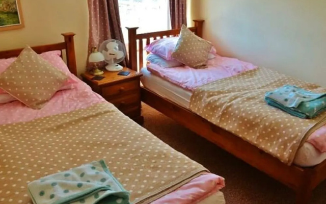 Lovely Holiday Home in Spalding With Private Garden