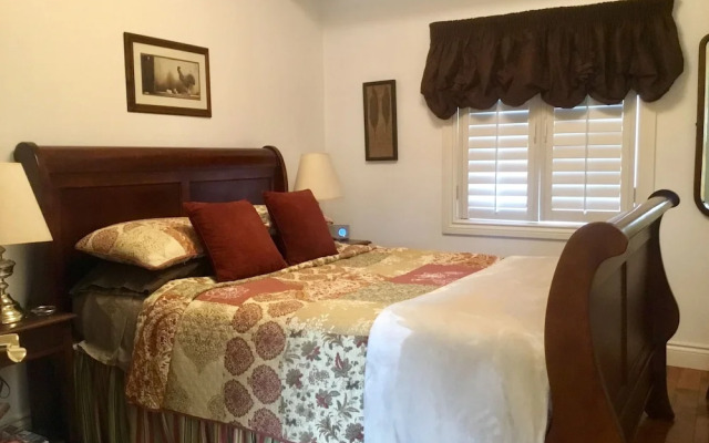 The Muskoka Rose Guest House & Retreat