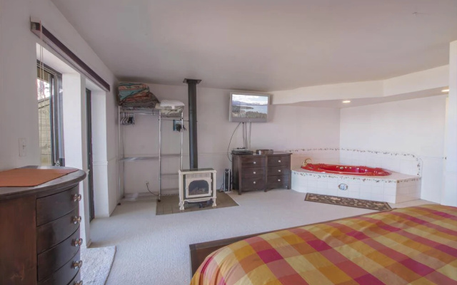 761 Lakeview Avenue #2, 2Br Townhouse