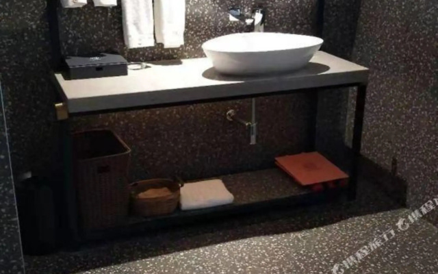 Yue Hotel