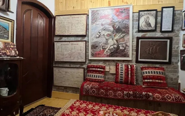 Old Town Guesthouse Guri