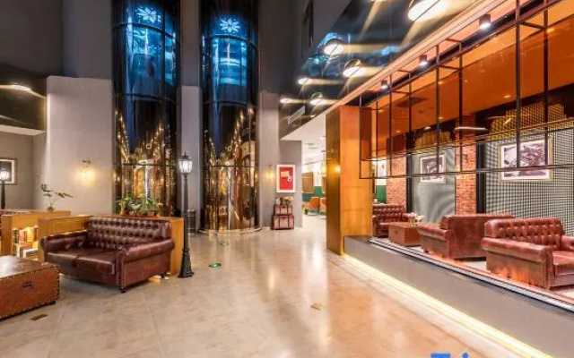 James Joyce Coffetel Hotel (Tianjin Italy Customs Area Tianjin Eye)