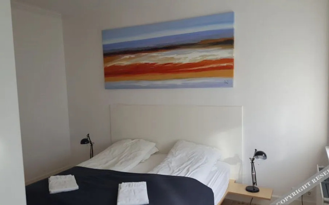 37 Apartments
