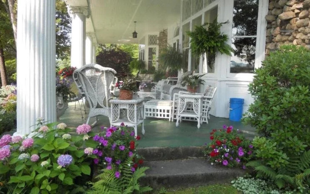 Ruah Bed & Breakfast