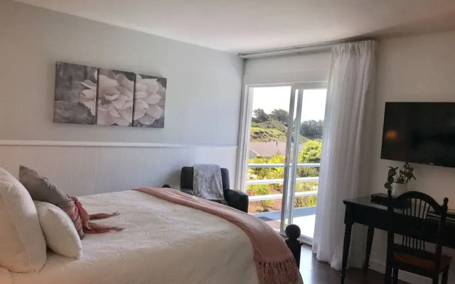 Agate Cove Inn