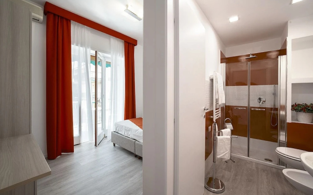 Sorrento Charm BB