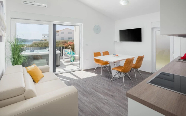 Nice Home in Medulin With Wifi and 5 Bedrooms