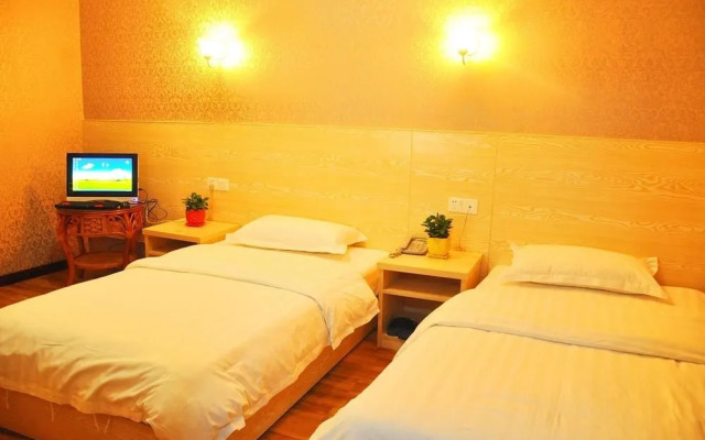 Zhangjiajie Weigongguan Chain Hotel Yongding Branch