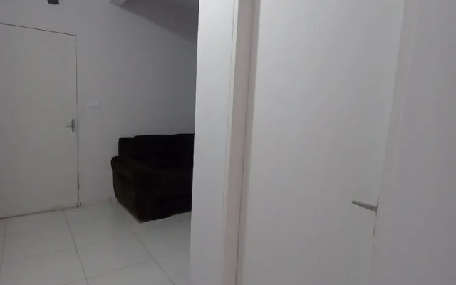 Apartamento Mobiliado à Dois Quarteirões do Centro