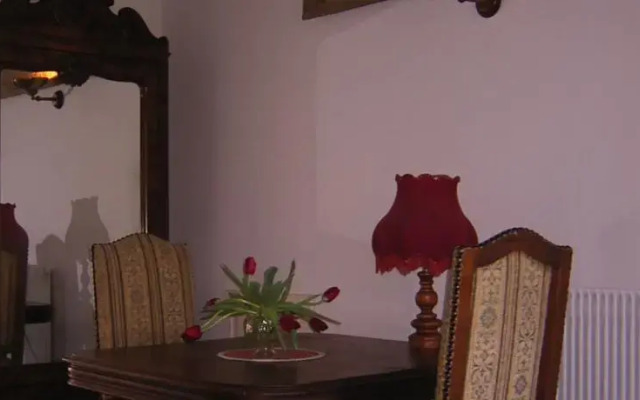 Rosemanoir