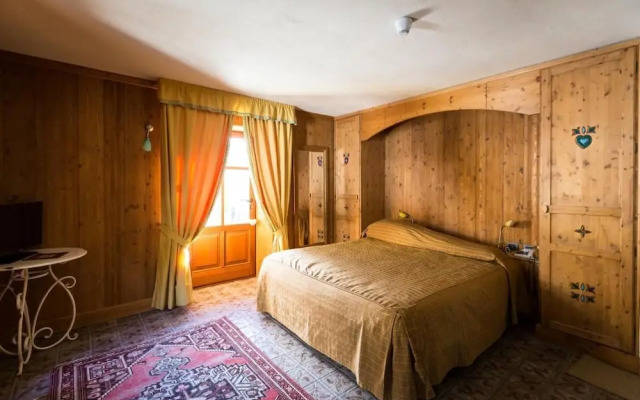 Hotel Lyshaus di Gressoney Saint Jean
