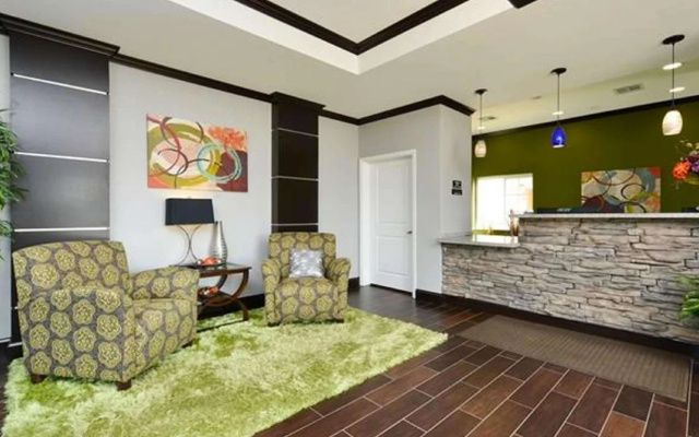Belmont Inn and Suites