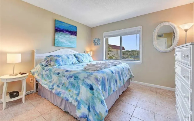 Ocean & Racquet 2303 - Two Bedroom Condo