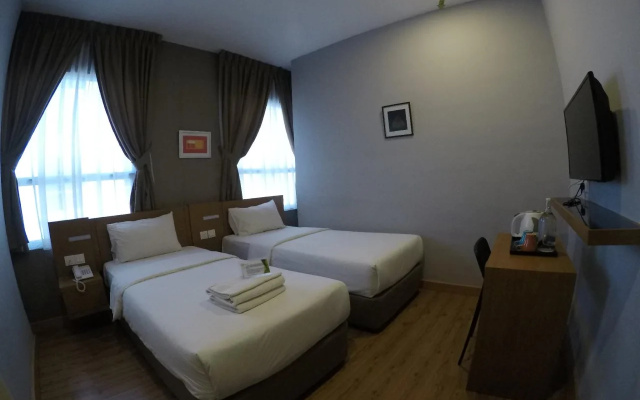 Hotel Ariana Iskandar