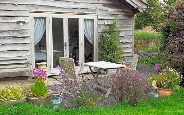 Three Oaks Nursery