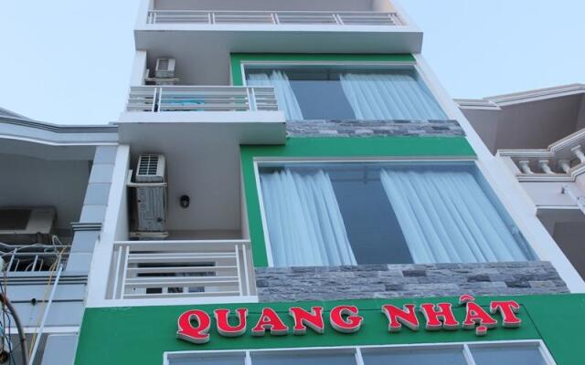 Quang Nhat Hotel вид на фасад