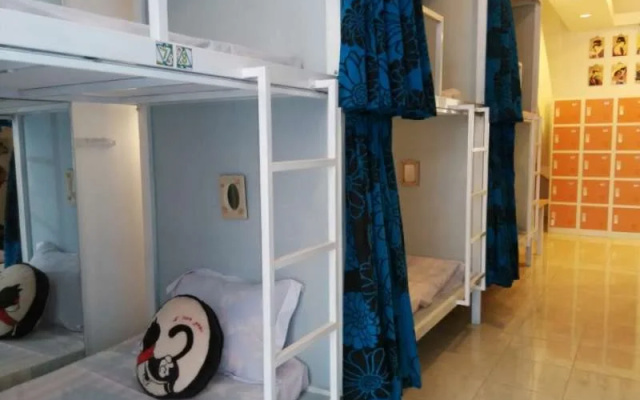 Butik Capsule Hostel