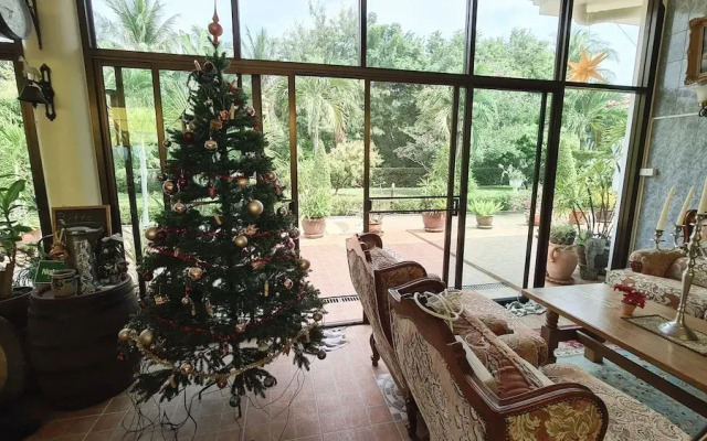 Welcome to our Oasis The Beautiful Bungalow Yellow