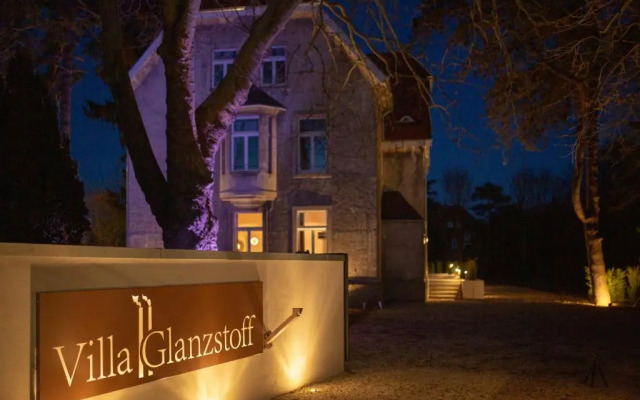 Villa Glanzstoff