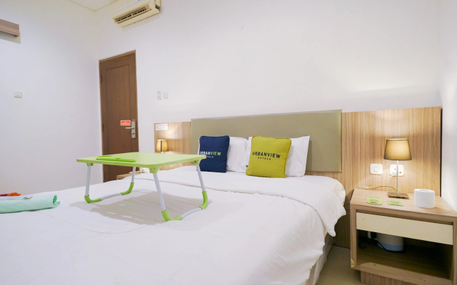 Urbanview Hotel Bes Mangga Besar by RedDoorz