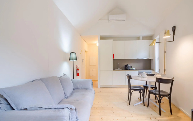 Taipas 9 in Oporto With 1 Bedrooms and 1 Bathrooms