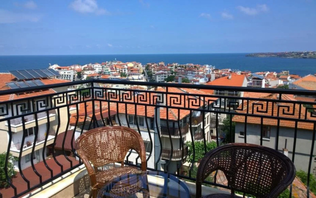 Elinor Guest House