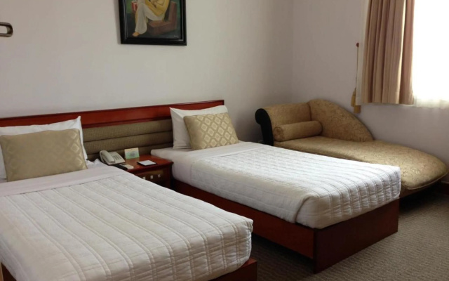 Liberty 2 Hotel