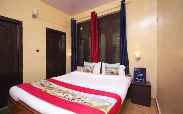 OYO 8793 Home Stay near Mall Road