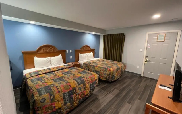 Bishop Elms Motel