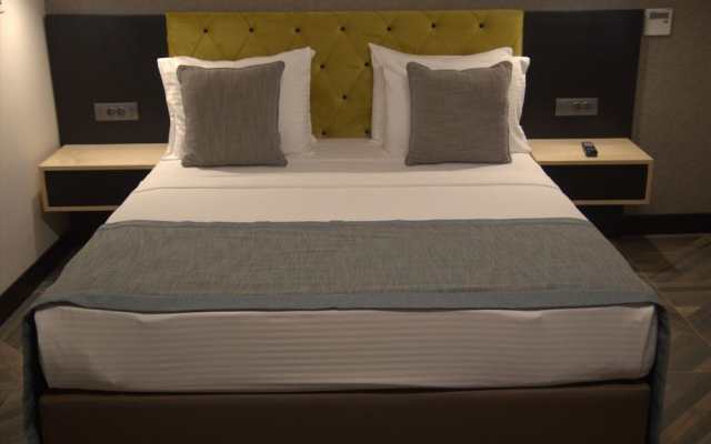 Enki Royal Cesme Hotel