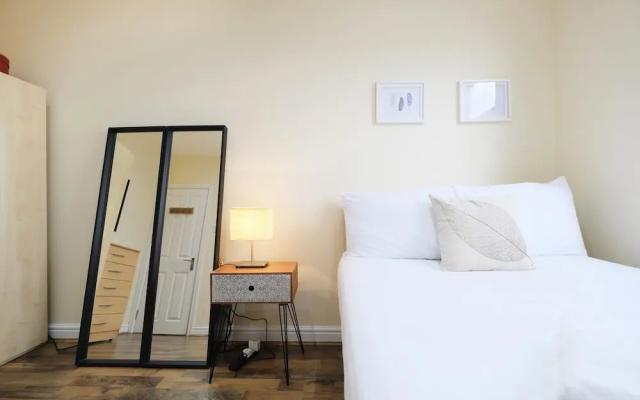 NEW 2BD Flat in Vibrant City Centre Camden!