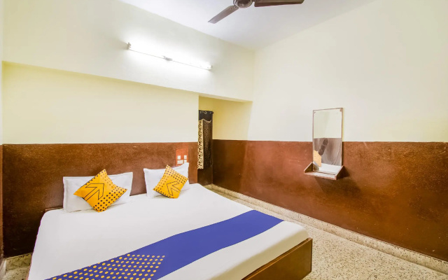 SPOT ON 69409 Hotel Sri New Sai Chandra