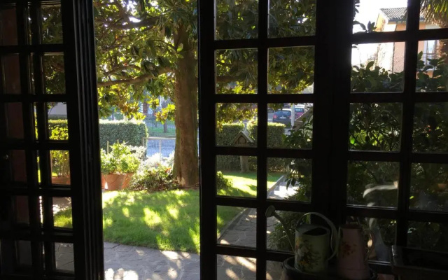 House & Garden